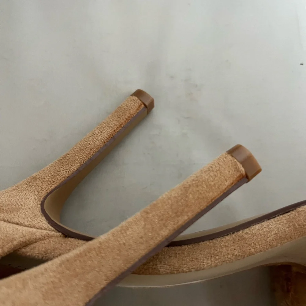 Oasis Society Plush Tan suede Heels 7